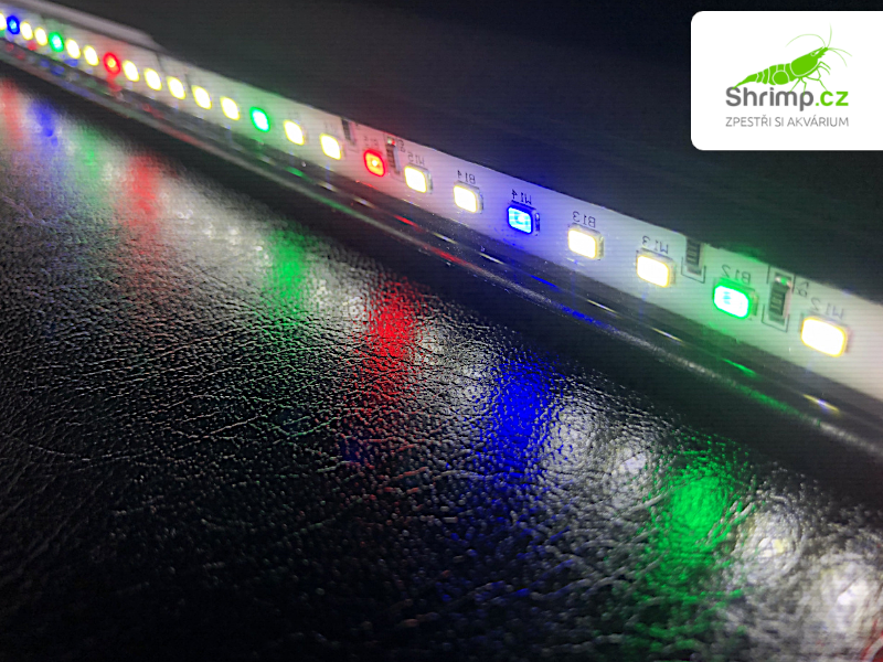 INVITAL AquaSpectrum LED osvětlení 19,2 W 113,5 cm