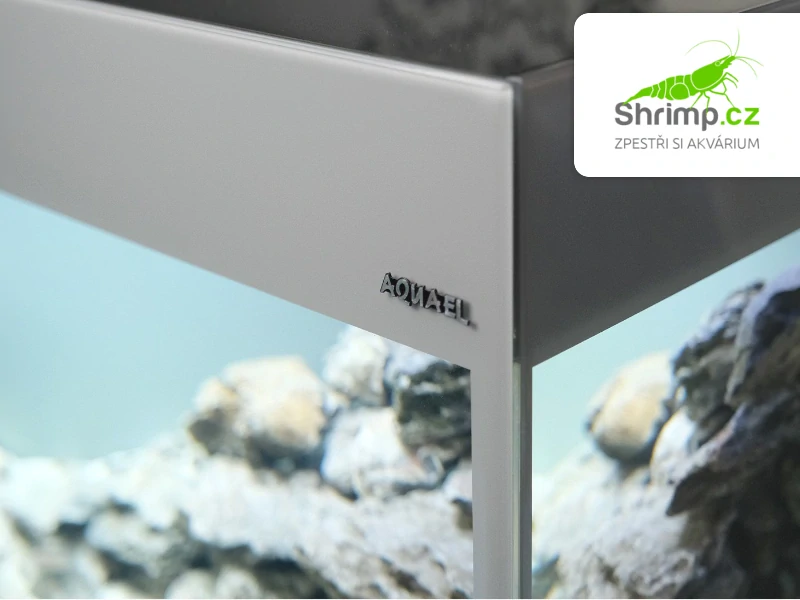 Aquael Akvarijní set Glossy CUBE 50 šedý, 135 l 